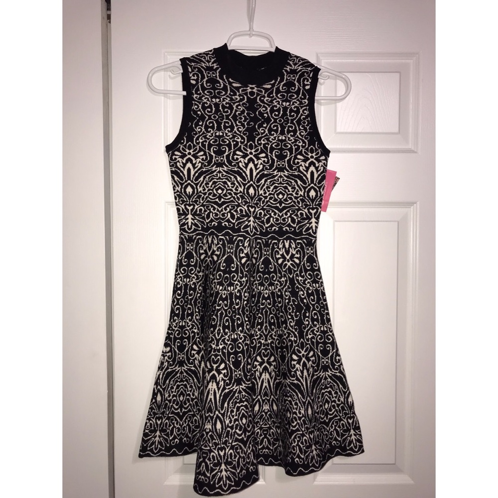 Xhilaration Dress